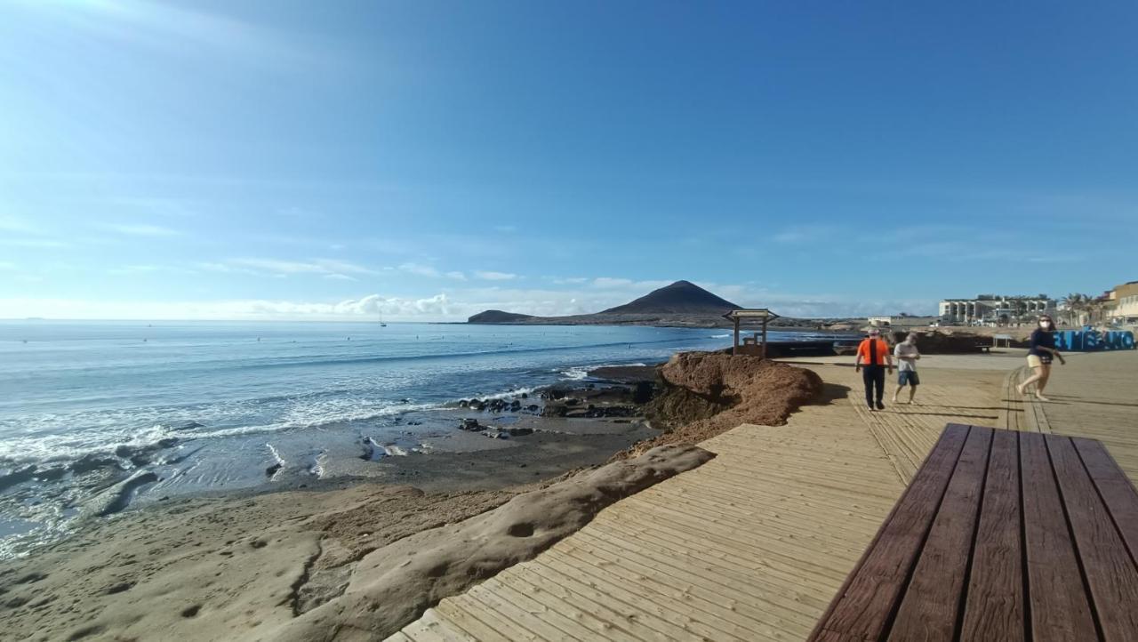 Alquilaencanarias El Medano Junto A La Playa Exterior foto